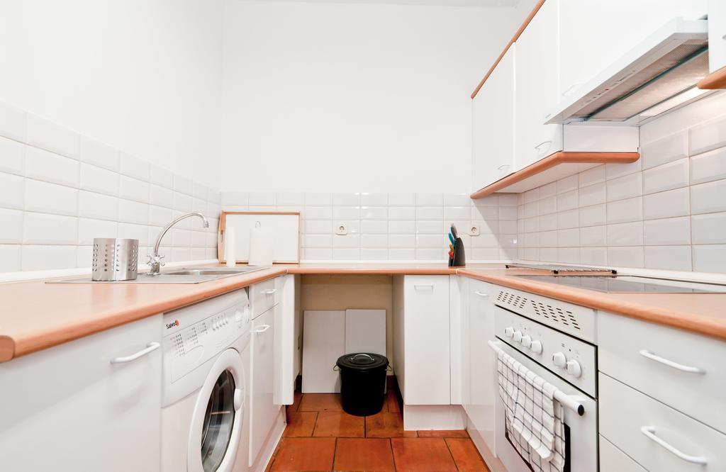 Apartamentos Madrid Retiro Екстер'єр фото