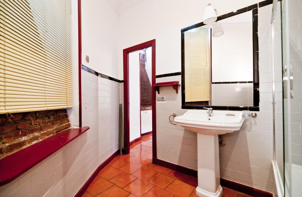 Apartamentos Madrid Retiro Номер фото