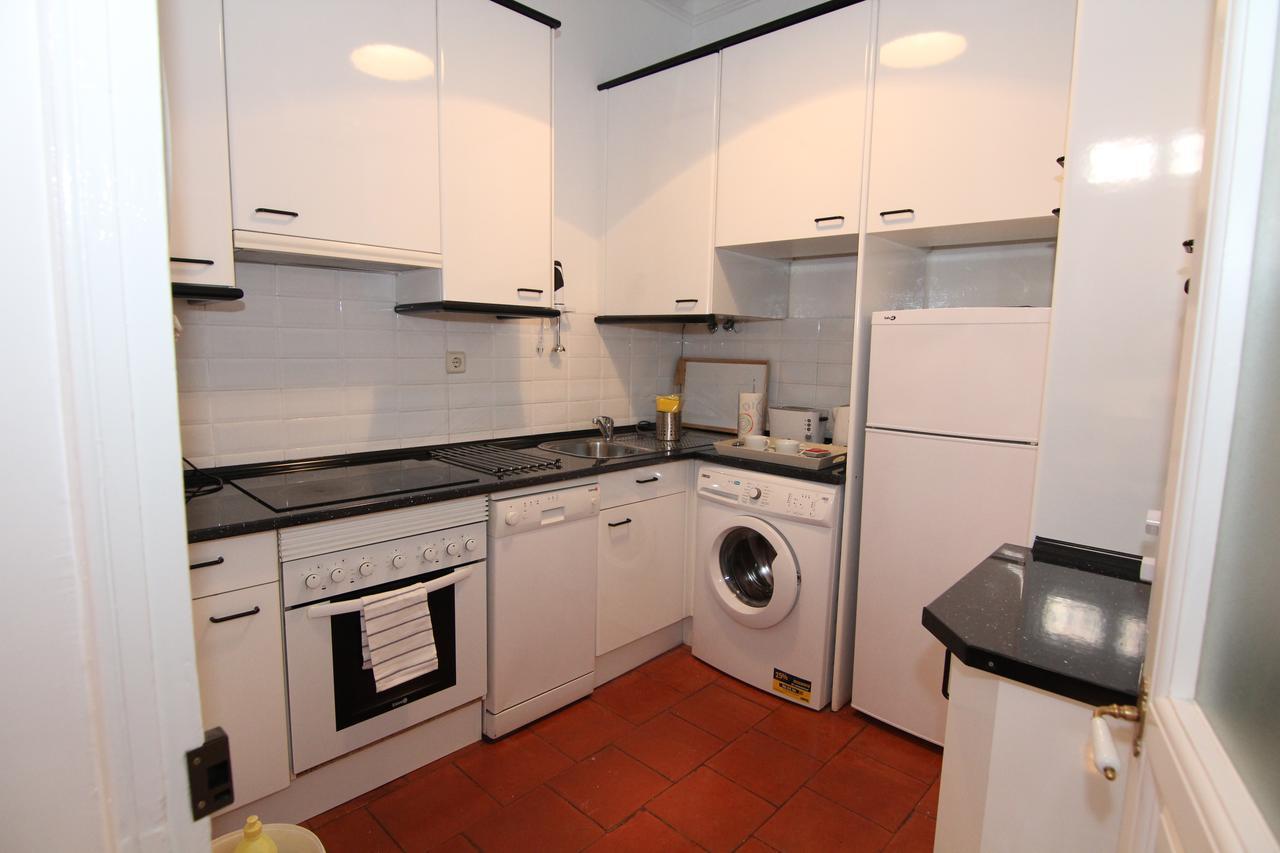 Apartamentos Madrid Retiro Екстер'єр фото
