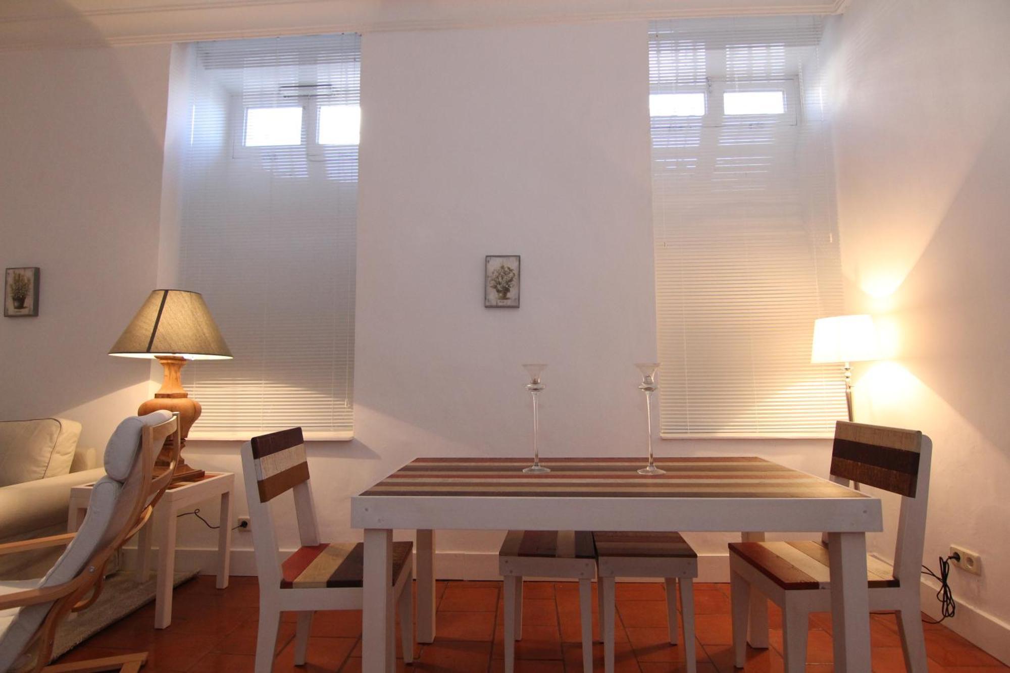 Apartamentos Madrid Retiro Екстер'єр фото