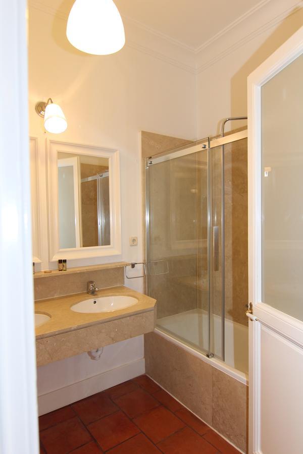 Apartamentos Madrid Retiro Екстер'єр фото